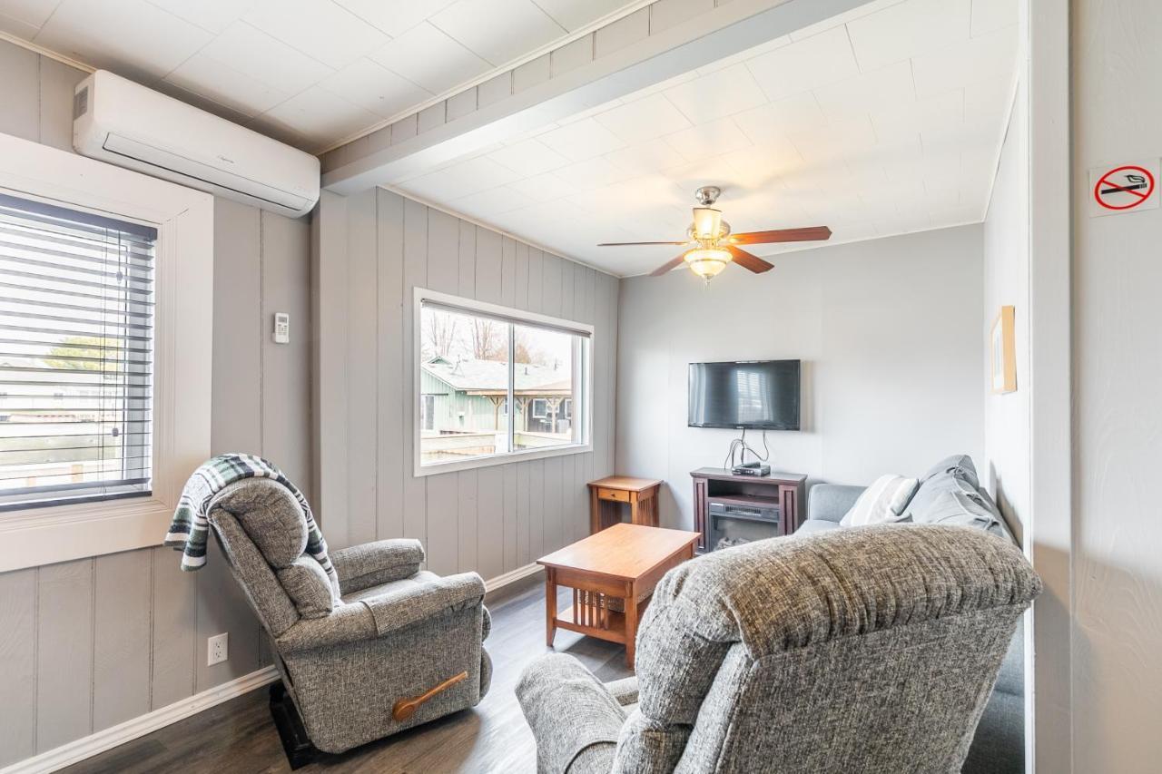 Bayside Cottage Rentals Port Rowan Kültér fotó